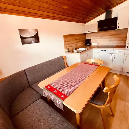 公寓 Landhaus Bichlbach 比荷巴赫